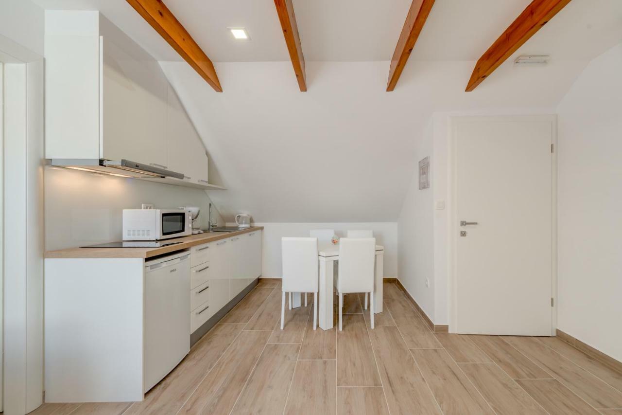 Apartment Tudor Hvar Town