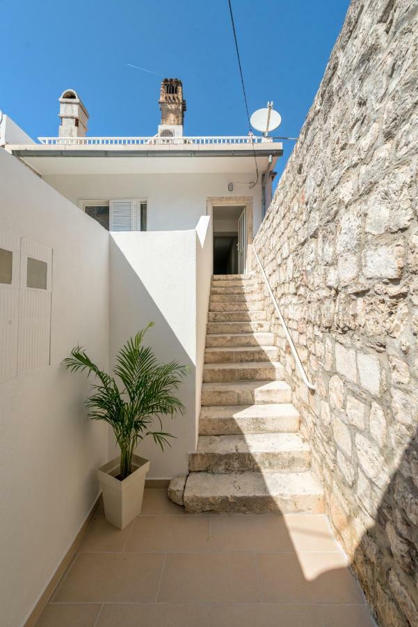 Tudor Apartamento Hvar Town